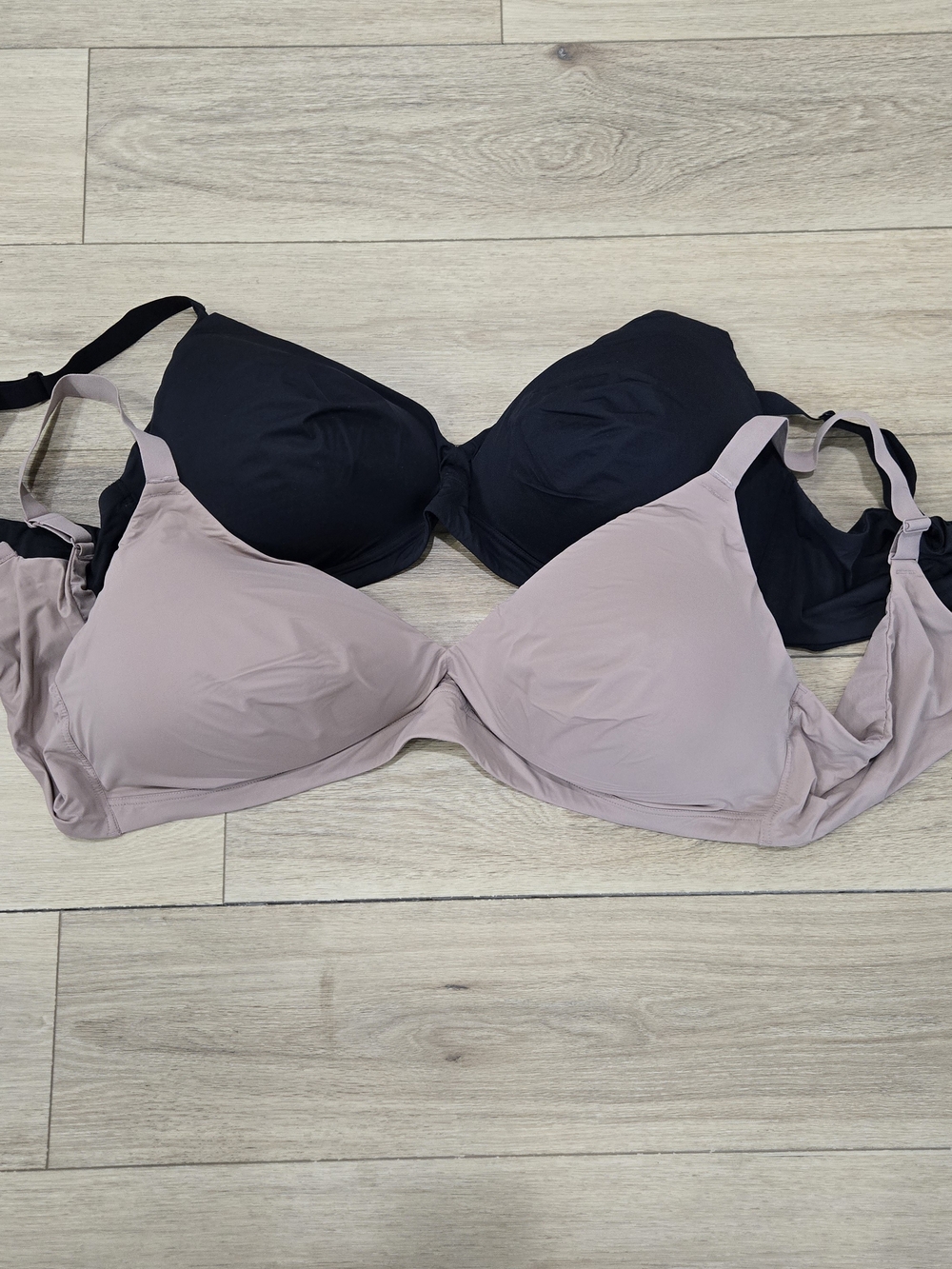 Amazon Essentials Womens Plus Size 5x Smooth T-Shirt Bras in Black & Mauve/Nude